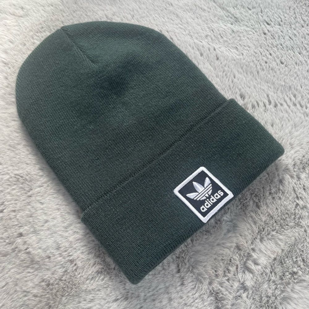 Adidas beanie hat